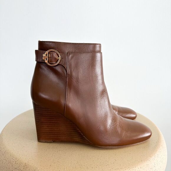 Tory Burch Women’s Sofia Cognac Leather Wedge Zip Almond Toe Ankle Bootie - Picture 2 of 13